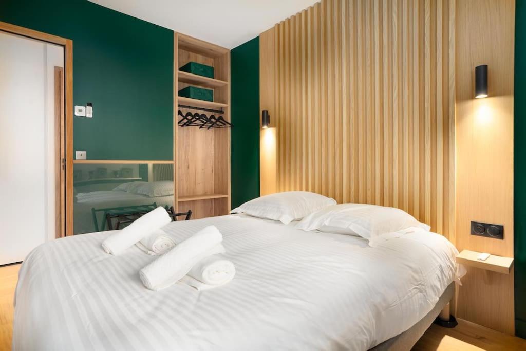 Appartement Standing -T3- Centre เอกุลลีย์ ภายนอก รูปภาพ